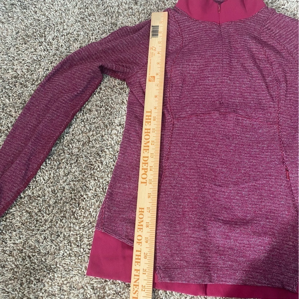 Lululemon Runderful 1/2 Zip Pullover Top Size 2 Red / Pink Berry - Picture 9 of 9